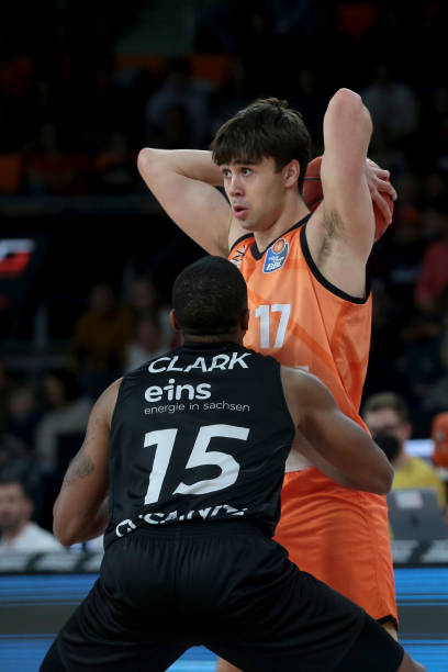 仅是伤病预 仅是伤病预